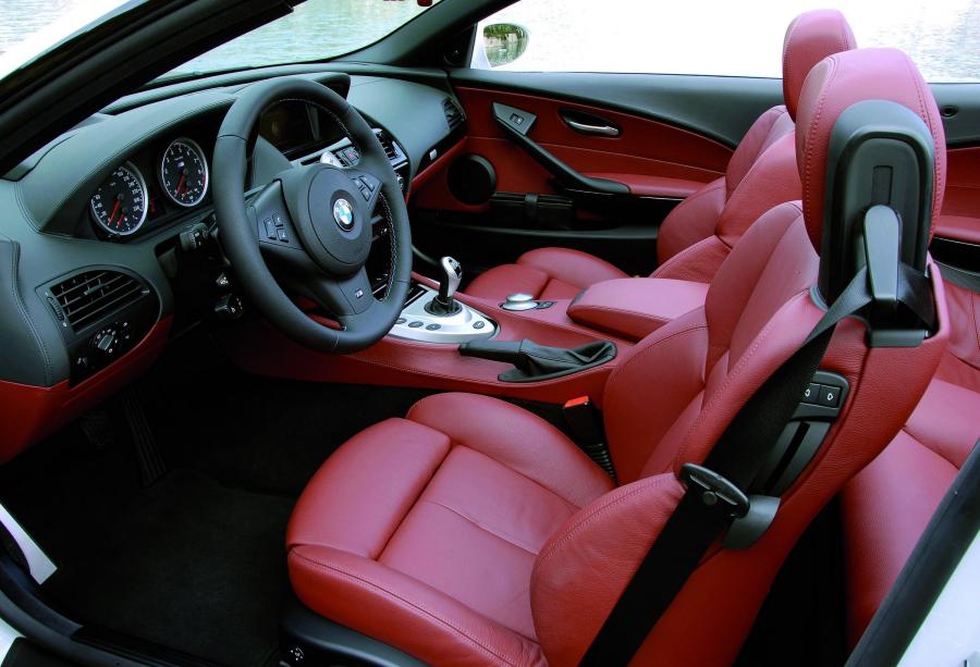  BMW M6 Convertible 2007 года  (фото 22 из 89)